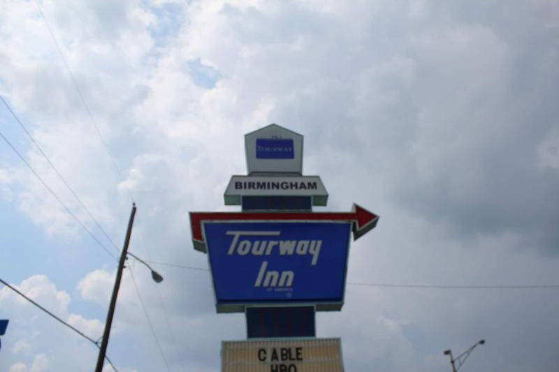 酒店 Tourway Inn
