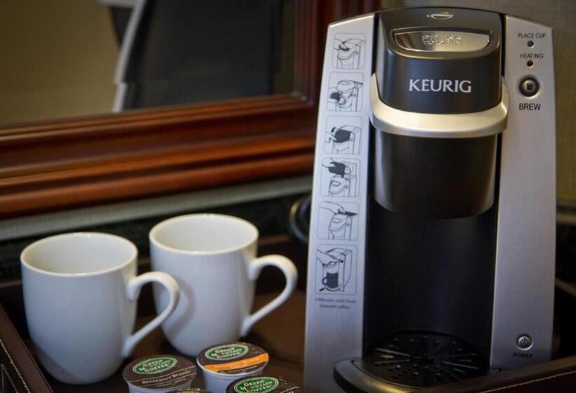 ホテル Town & Country Inn And Suites