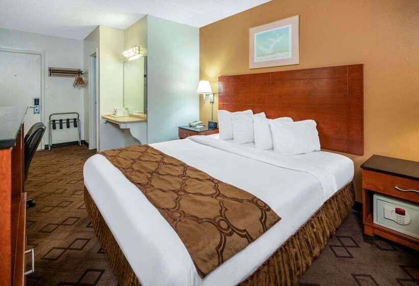 هتل Travelodge By Wyndham Burbankglendale