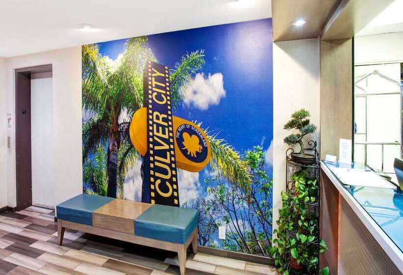 فندق Travelodge By Wyndham Culver City