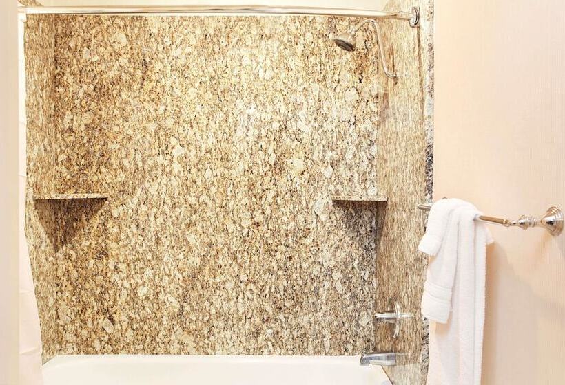 فندق Travelodge By Wyndham Culver City