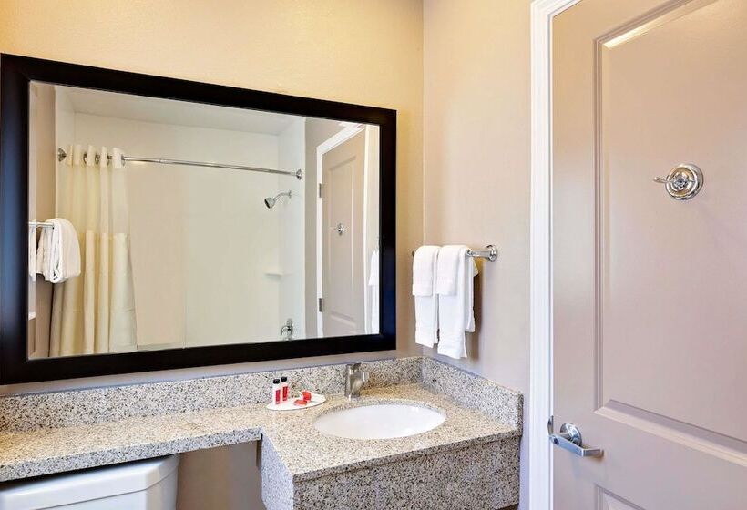 فندق Travelodge By Wyndham Eureka