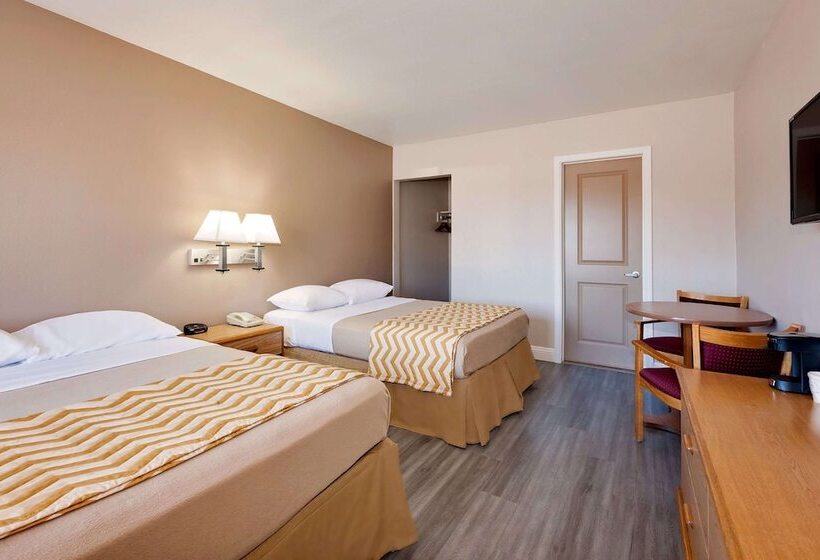 فندق Travelodge By Wyndham Eureka