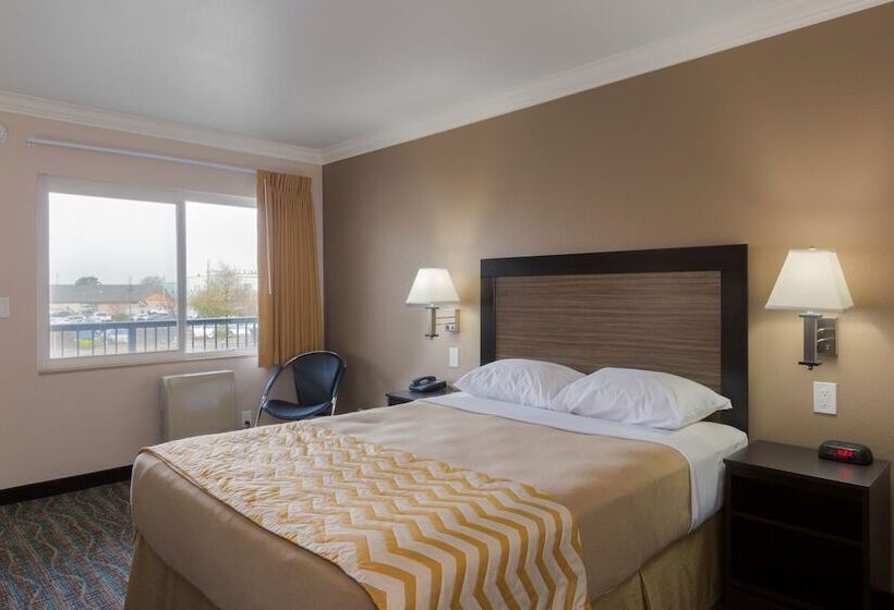 فندق Travelodge By Wyndham Eureka