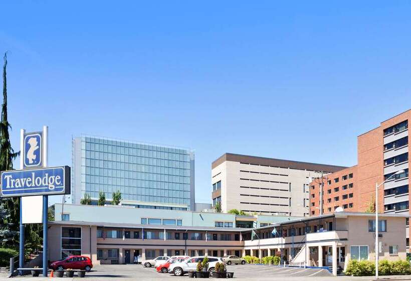 فندق Travelodge By Wyndham Everett City Center