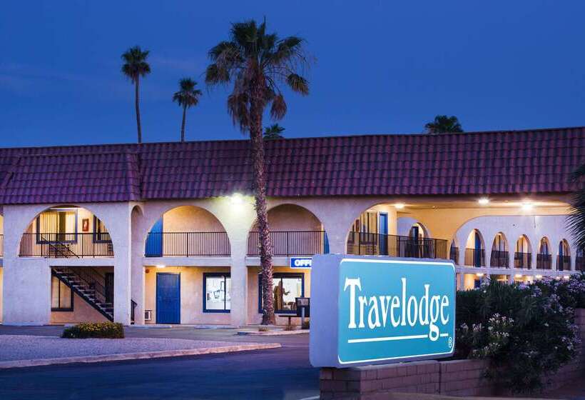 فندق Travelodge By Wyndham Indio