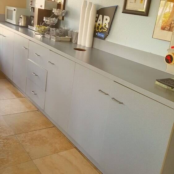 فندق Travelodge By Wyndham Indio