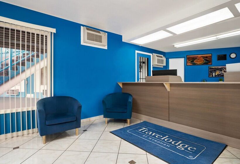 호텔 Travelodge By Wyndham Las Vegas