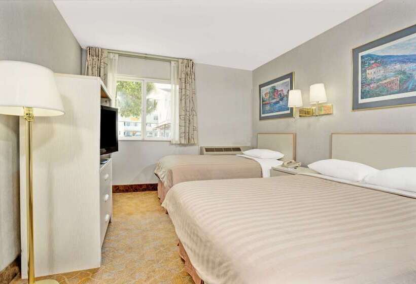 Отель Travelodge By Wyndham Mill Valley/sausalito