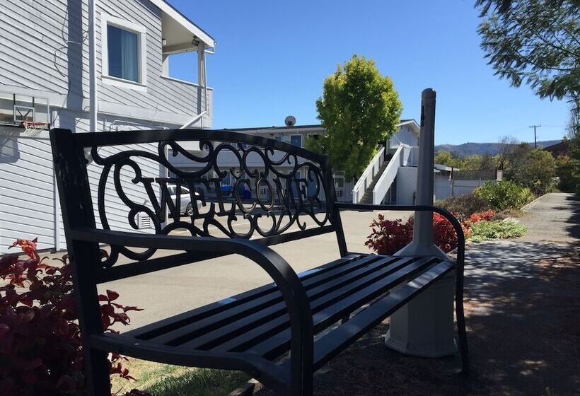 Отель Travelodge By Wyndham Mill Valley/sausalito