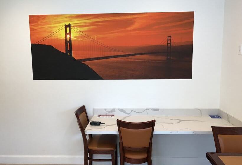 Отель Travelodge By Wyndham Mill Valley/sausalito