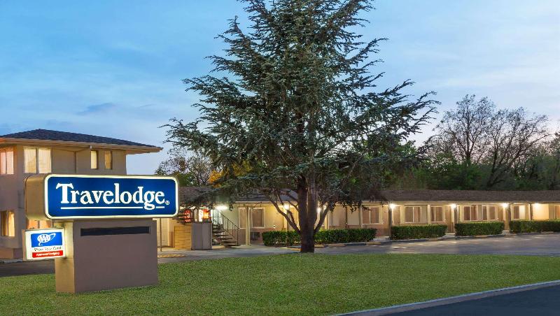 فندق Travelodge By Wyndham Santa Rosa Wine Country