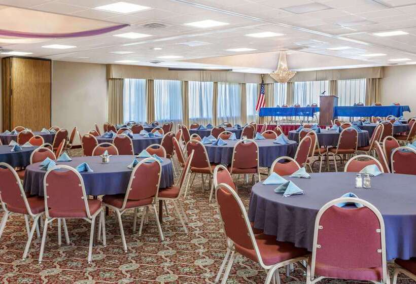 فندق Travelodge By Wyndham Winchester