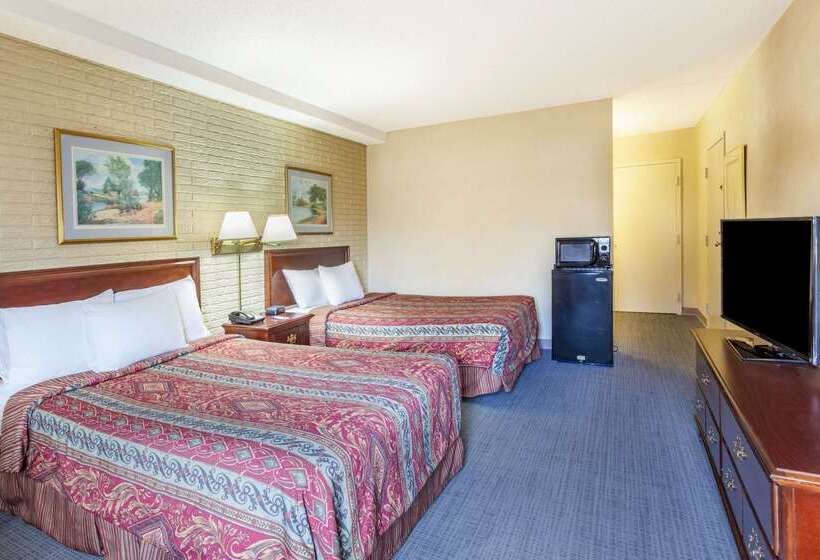 فندق Travelodge By Wyndham Winchester