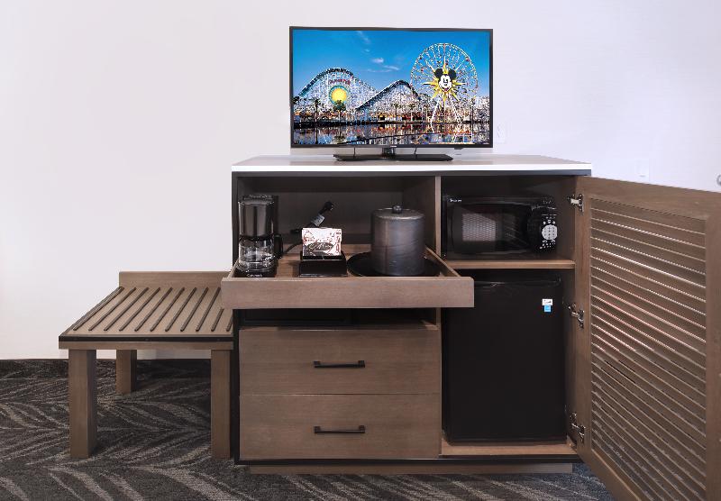 ホテル Tropicana Inn And Suites