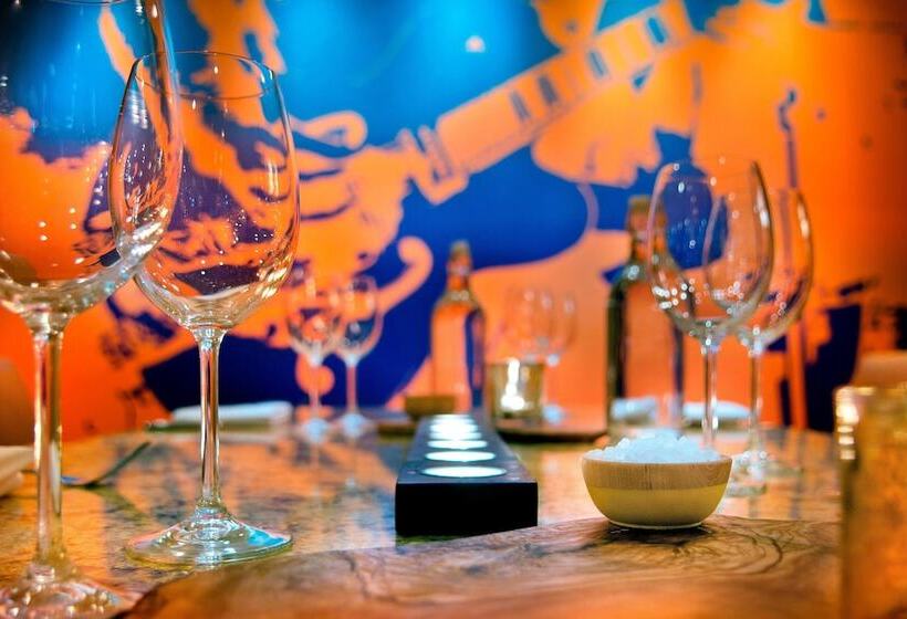 فندق Trumbull Marriott Shelton