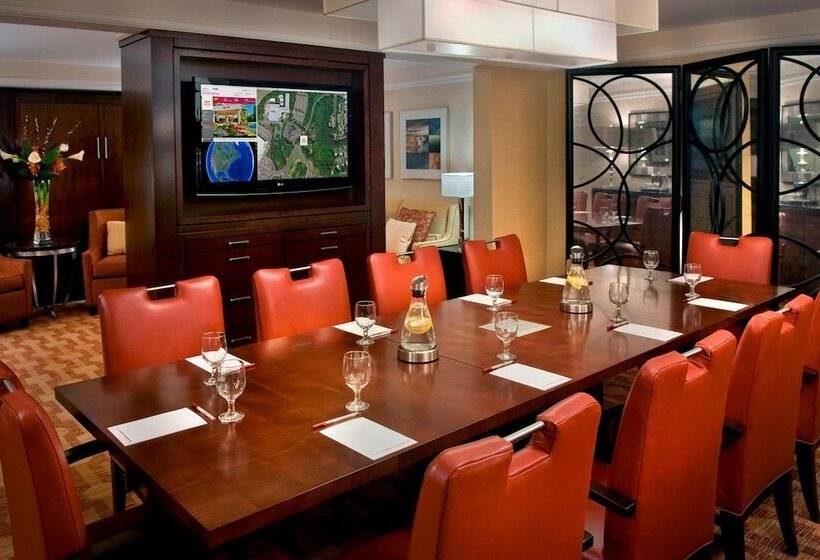 فندق Trumbull Marriott Shelton