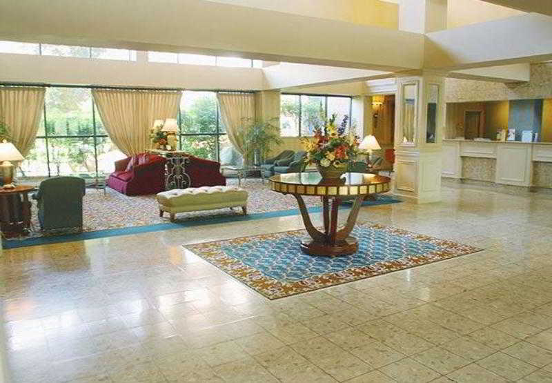 فندق Trumbull Marriott Shelton