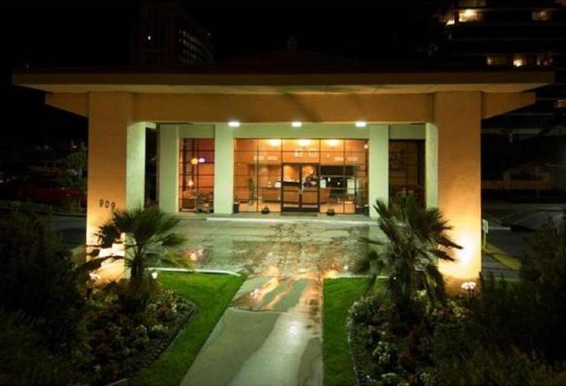 فندق Vagabond Inn Executive Old Town