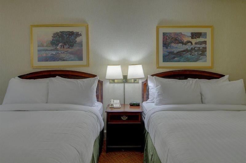 هتل Vagabond Inn Executive San Francisco Airport