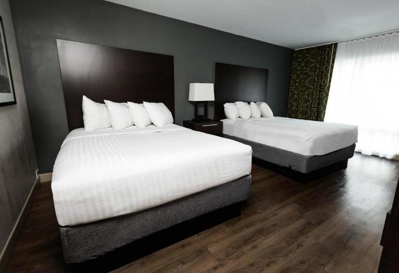 בית מלון כפרי Vagabond Inn Oxnard