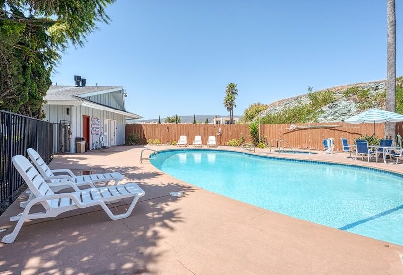 בית מלון כפרי Vagabond Inn San Luis Obispo