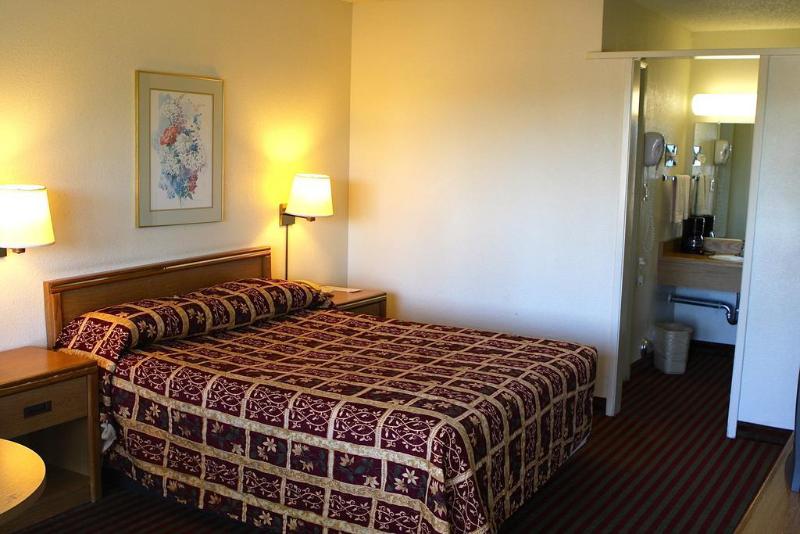 בית מלון כפרי Vagabond Inn San Luis Obispo