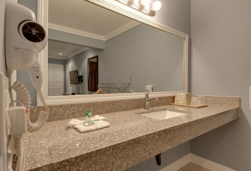 فندق Vagabond Inn San Pedro