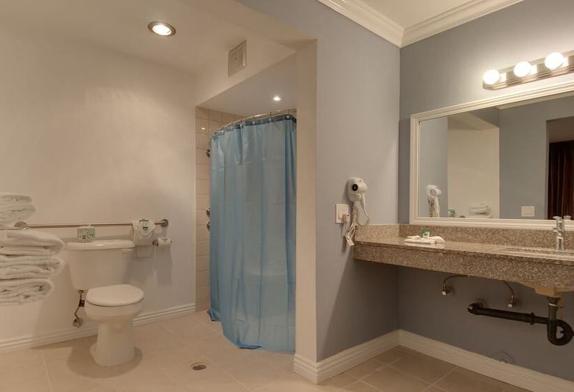 فندق Vagabond Inn San Pedro