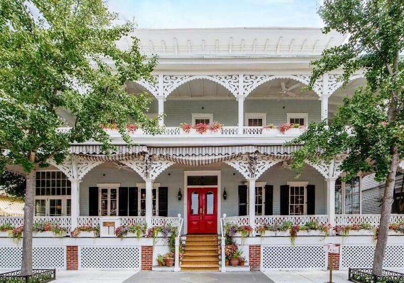 فندق The Virginia And Cottages