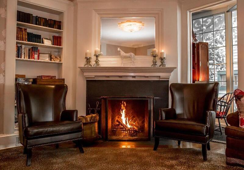 فندق The Virginia And Cottages