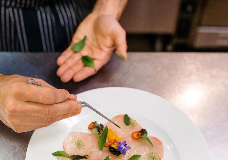 فندق The Virginia And Cottages