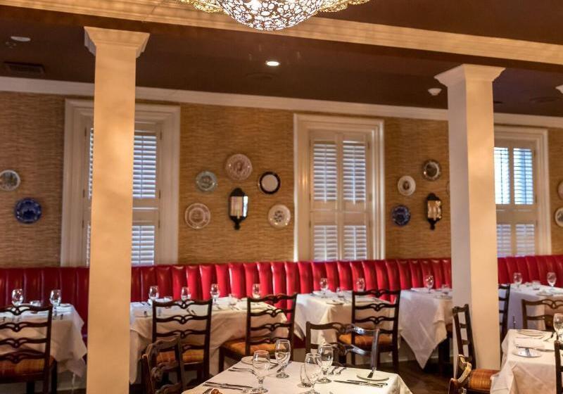 فندق The Virginia And Cottages