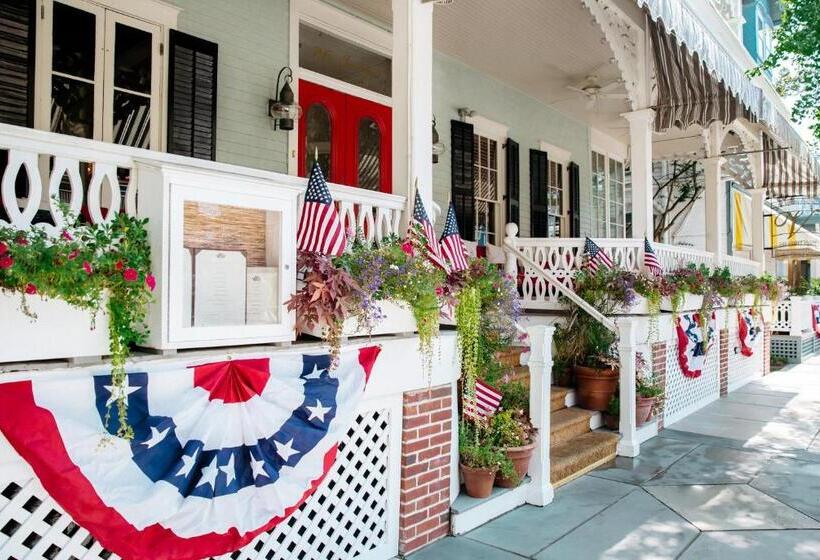 فندق The Virginia And Cottages