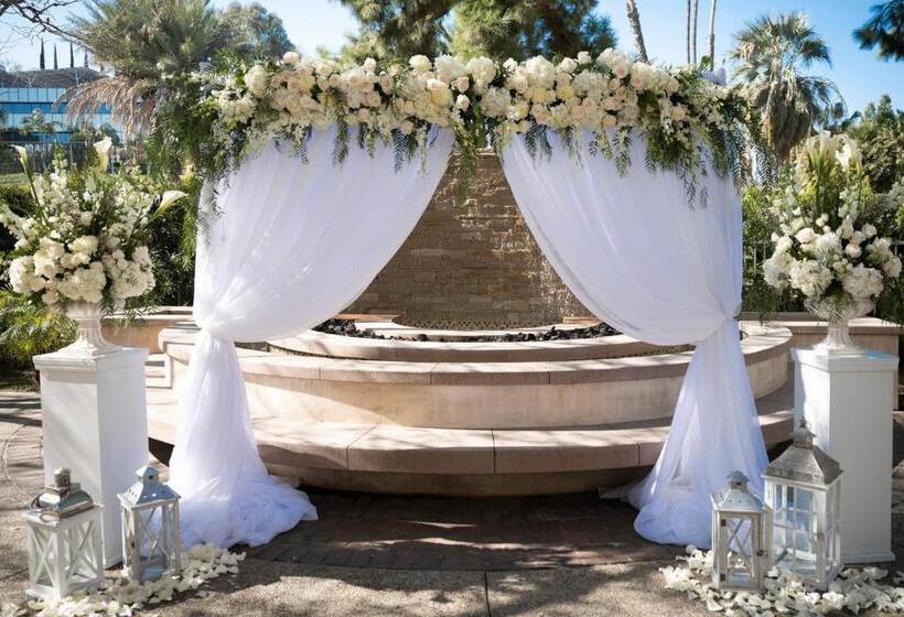 فندق Warner Center Marriott Woodland Hills