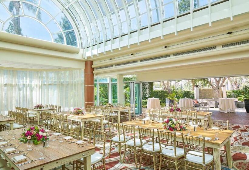 فندق Warner Center Marriott Woodland Hills