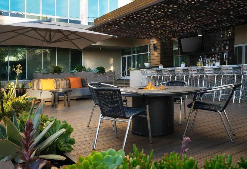 فندق Warner Center Marriott Woodland Hills