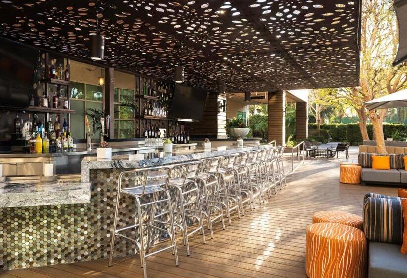 فندق Warner Center Marriott Woodland Hills