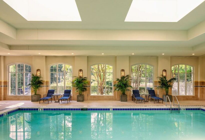 בית מלון כפרי Washington Duke Inn & Golf Club