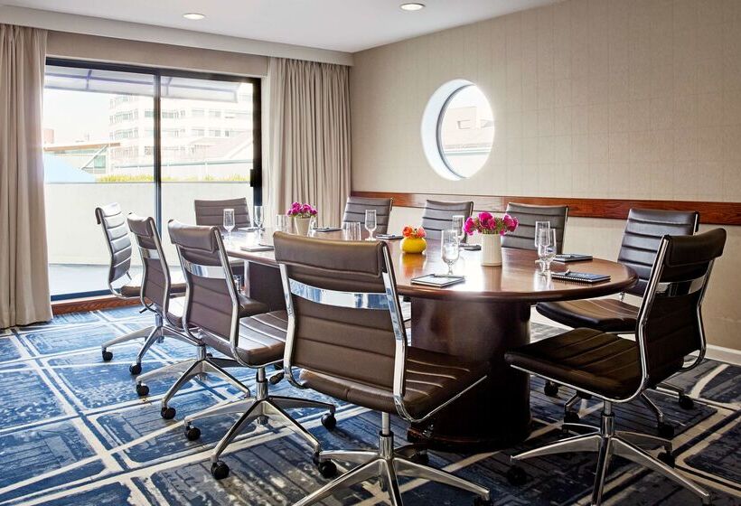 Waterfront Hotel, Part Of Jdv By Hyatt