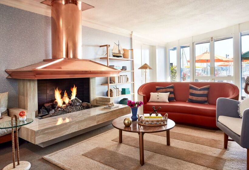 Waterfront Hotel, Part Of Jdv By Hyatt