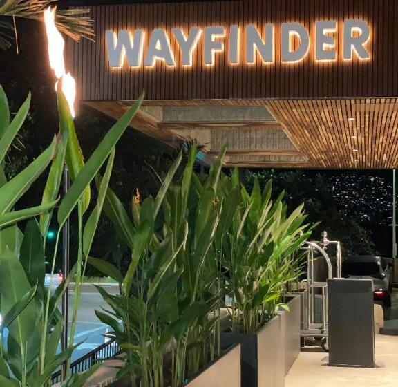 Wayfinder Waikiki   Voted Top 10 Best Hotels In Hawaii!