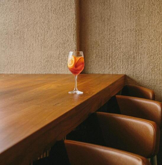 Wayfinder Waikiki   Voted Top 10 Best Hotels In Hawaii!