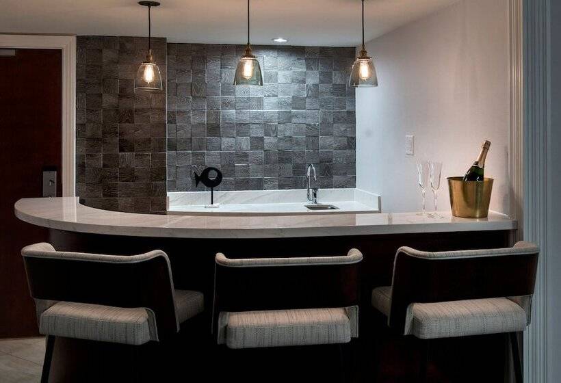 فندق Westchester Marriott