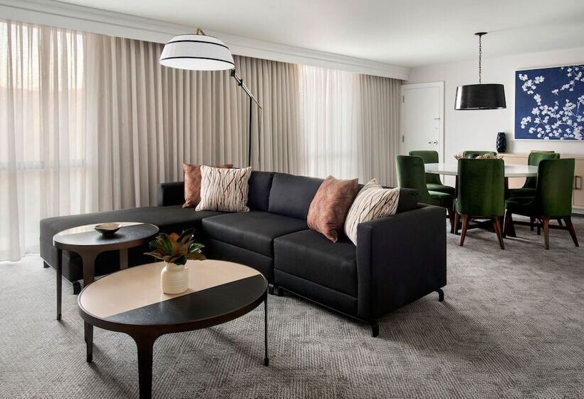 فندق Westchester Marriott