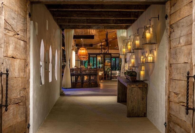 فندق Westlake Village Inn