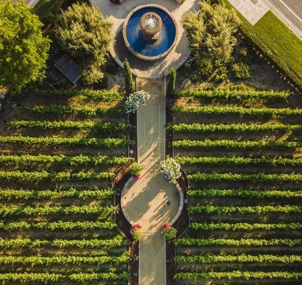 فندق Westlake Village Inn