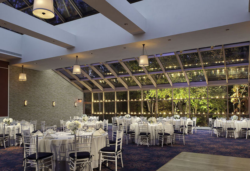 Отель The Westport Inn