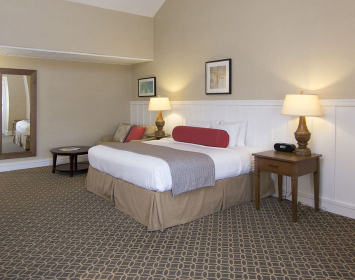 Отель The Westport Inn