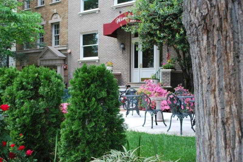 Отель Windsor Inn